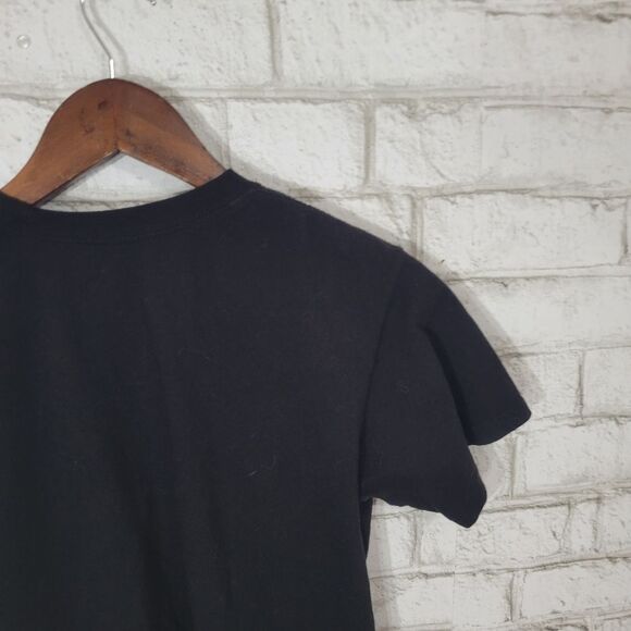 FRIENDS black graphic tee - Picture 6 of 8